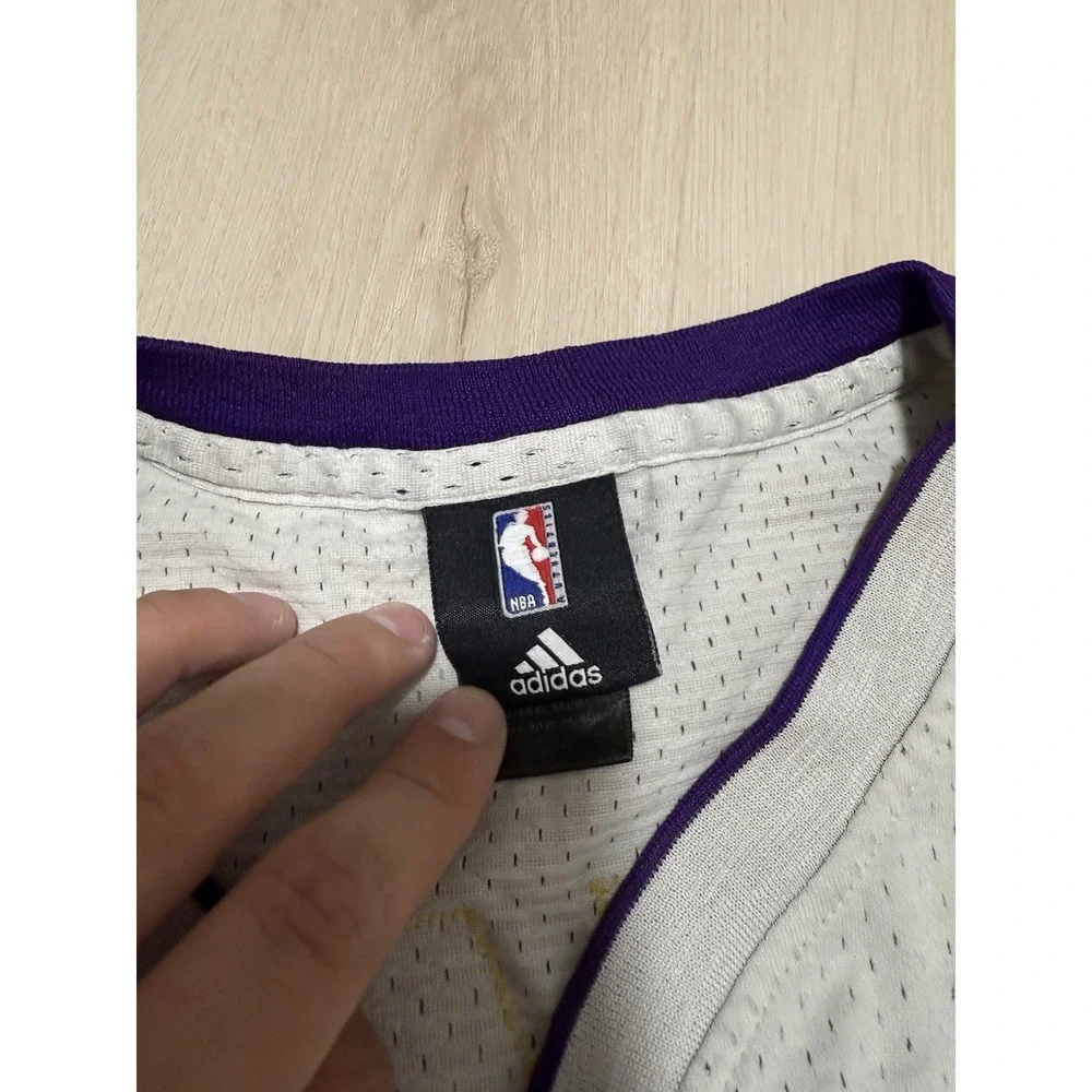 Adidas Kobe Bryant Jersey Men's Medium White Swingman Lakers #24 Length +2